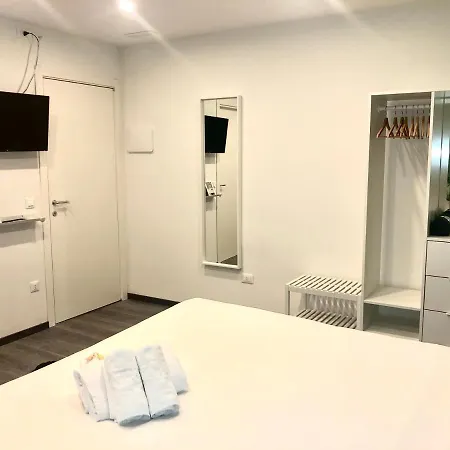 게스트하우스 Mimi Rooms&studios