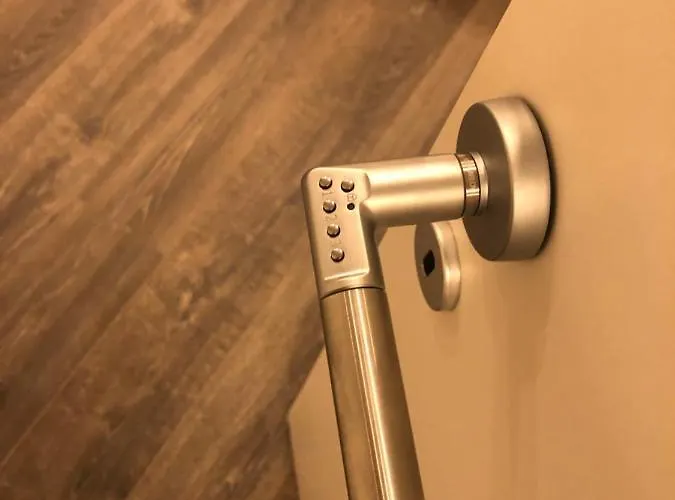 招待所 Mimi Rooms&studios 的里雅斯特